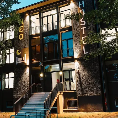 Neohostel